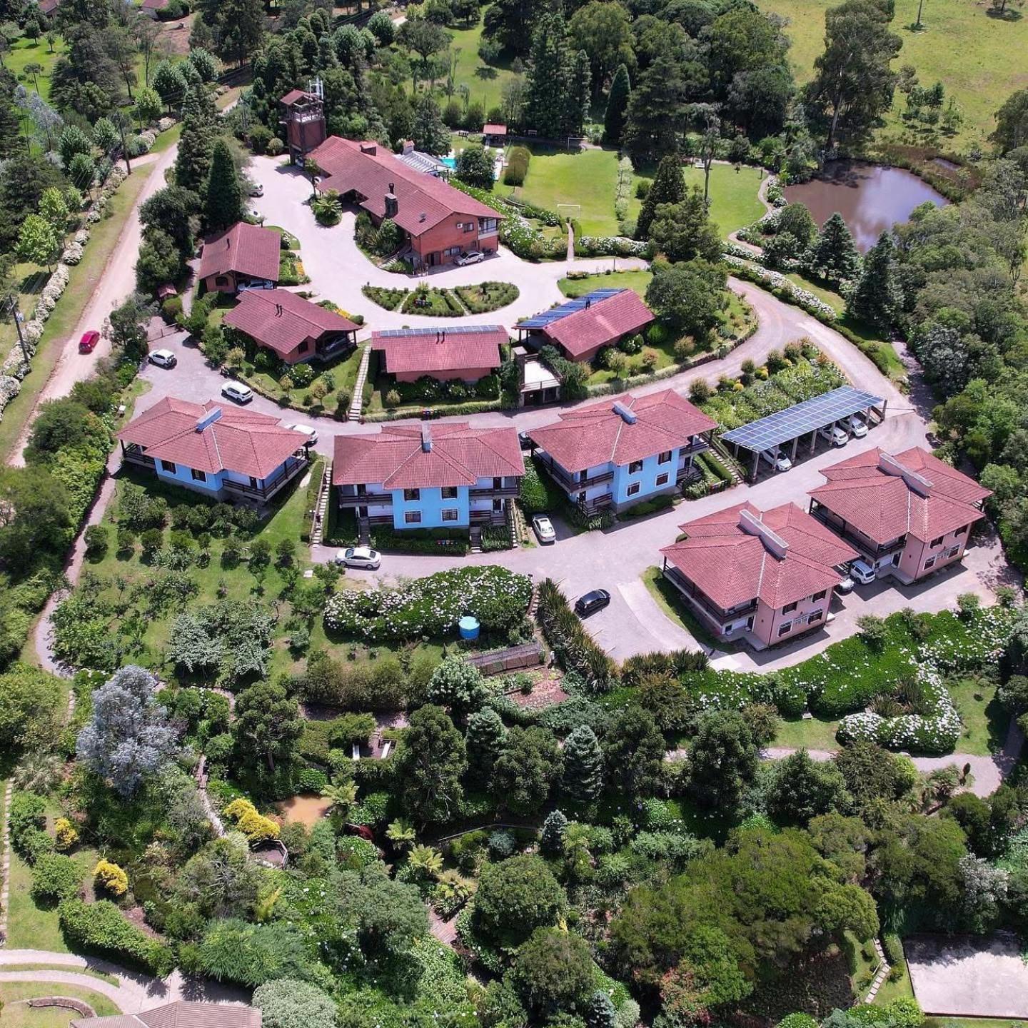 Hotel Bangalos Da Serra Gramado Exterior foto